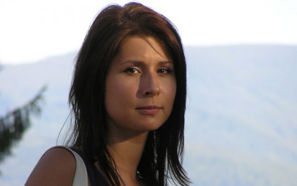 Чухме арогантния отговор на за това как да впечатлиш един