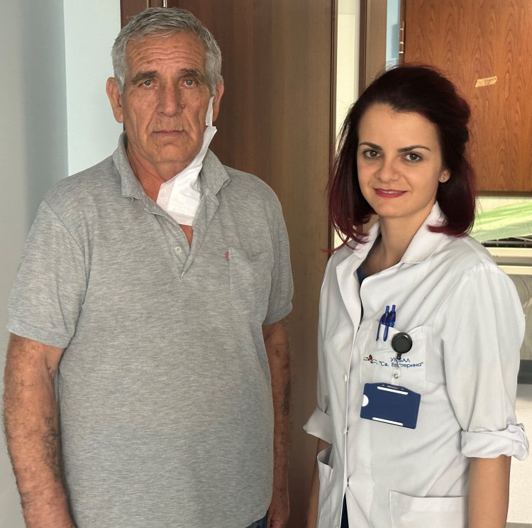 Лекарите от МБАЛ Проф д р Александър Чирков спасиха 71 годишен пациент