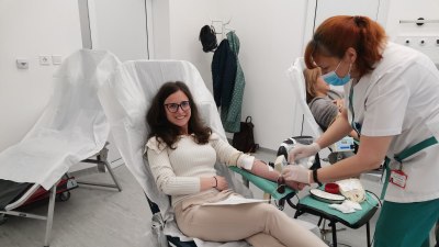 33 литра кръв за децата с таласемия: Доброволци откликнаха на кампанията за кръводаряване на ИСУЛ