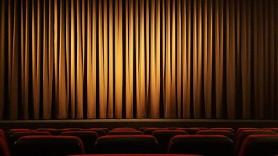 Едва третата жена в историята: Жустин Трие грабна "Златната палма" на кинофестивала в Кан