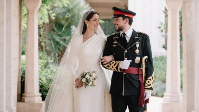 На кралска сватба в Йордания: Принц Хюсеин се ожени за архитектка (ВИДЕО)
