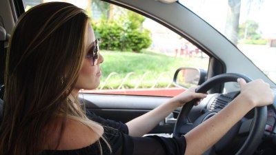 АНКЕТА: Използваш ли GPS навигация, докато шофираш?