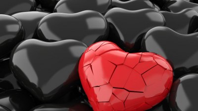 Синдромът на разбитото сърце е реален: Какви рискове носи за дамите и как да преодоляваме стреса