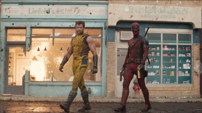 Най-после! Райън Рейнолдс и Хю Джакман разтърсват киновселената на Marvel в „Дедпул & Върколака“ (кино предложение)