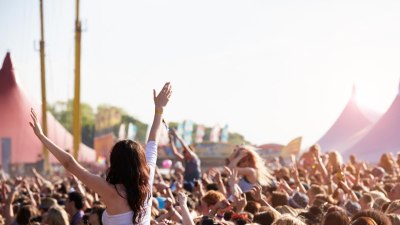 Защо да планирате следващото си пътешествие около фестивал