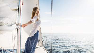 Платноходка или круиз – кое е върховното морско преживяване