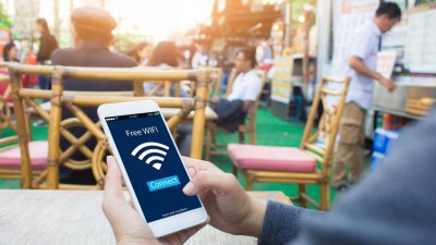 Как да намерите Wi-Fi навсякъде по света и да останете свързани