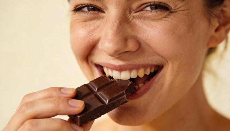 Храни за женско щастие: Кои продукти естествено повишават нивата на серотонин?