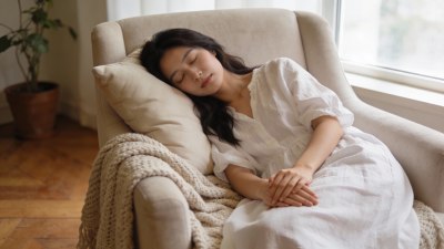 Дори кратката дрямка може да &bdquo;рестартира&ldquo; човешкия мозък