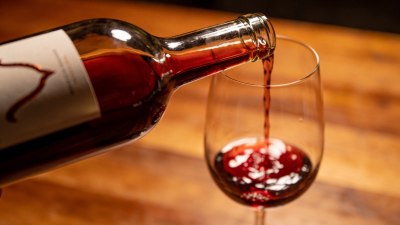 Червеното вино помага за отслабване 