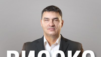 Волейболната легенда Владимир Николов не крие детайли от пътя си към успеха в своята автобиография &bdquo;ВИСОКО&ldquo; (предложение за четене)