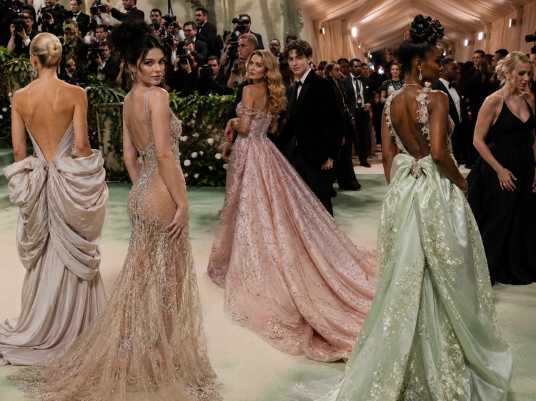 Met Gala 2026: Балът на музея "Метрополитън" премина под знака на дрескода "Модата е изкуство" 
