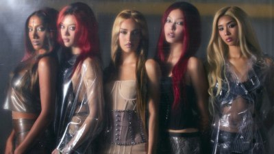 KATSEYE дават свобода на дивата си страна с новото EP "WILD"