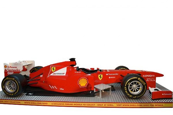 С представянето на уникалния болид от Формула 1 Ferrari 150°