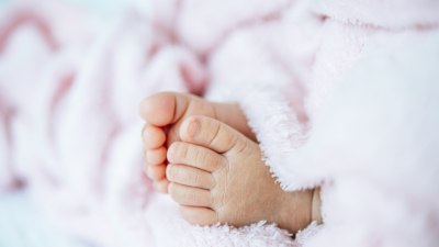 Преждевременно родените бебета са по-уязвими към повтаряща се болка