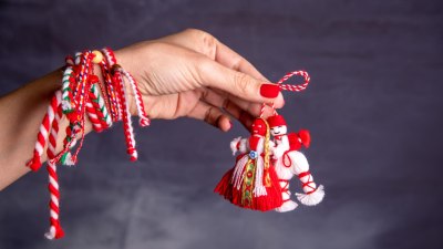 Честита Баба Марта! Митове, легенди и поверия за празника