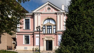 Арт център &bdquo;Лъчезар Цоцорков&ldquo; отваря врати в Панагюрище