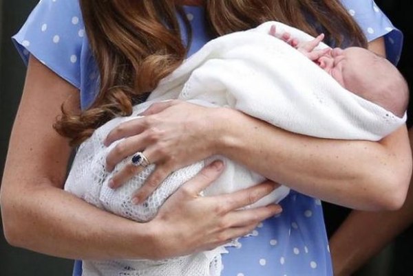 Бебето на принц Уилям и съпругата му Катрин ще бъде