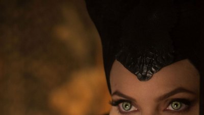 Една по-мрачна Анджелина Джоли в „Господарката на злото“