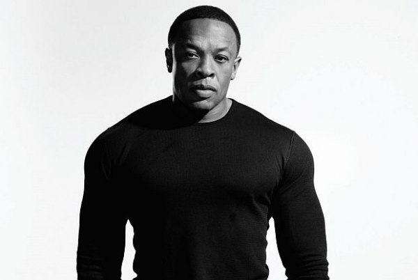 Легендарният американски рапър Dr Dre представя своя нов албум след