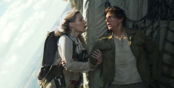 Неволна грешка ще отприщи Мумията Том Круз в зрелищна битка