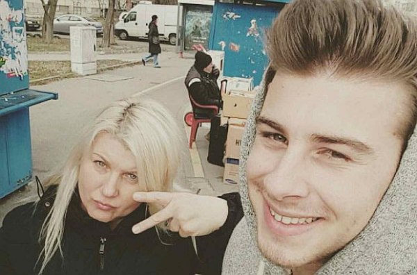 Синът на обичаната българска актриса Албена Михова уверено върви по