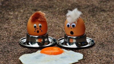 Защо яйцата експлодират в микровълнова печка? 