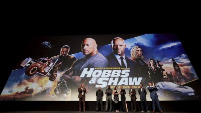 По червения килим на световната премиера на „Бързи и яростни: Хобс и Шоу“ в Холивуд (СНИМКИ/ВИДЕО)