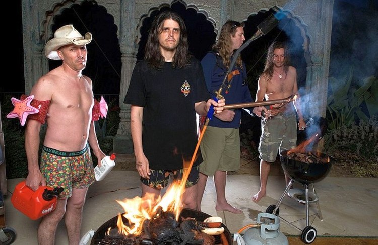 След 13 години пауза емблематичната американска рок банда Tool обяви